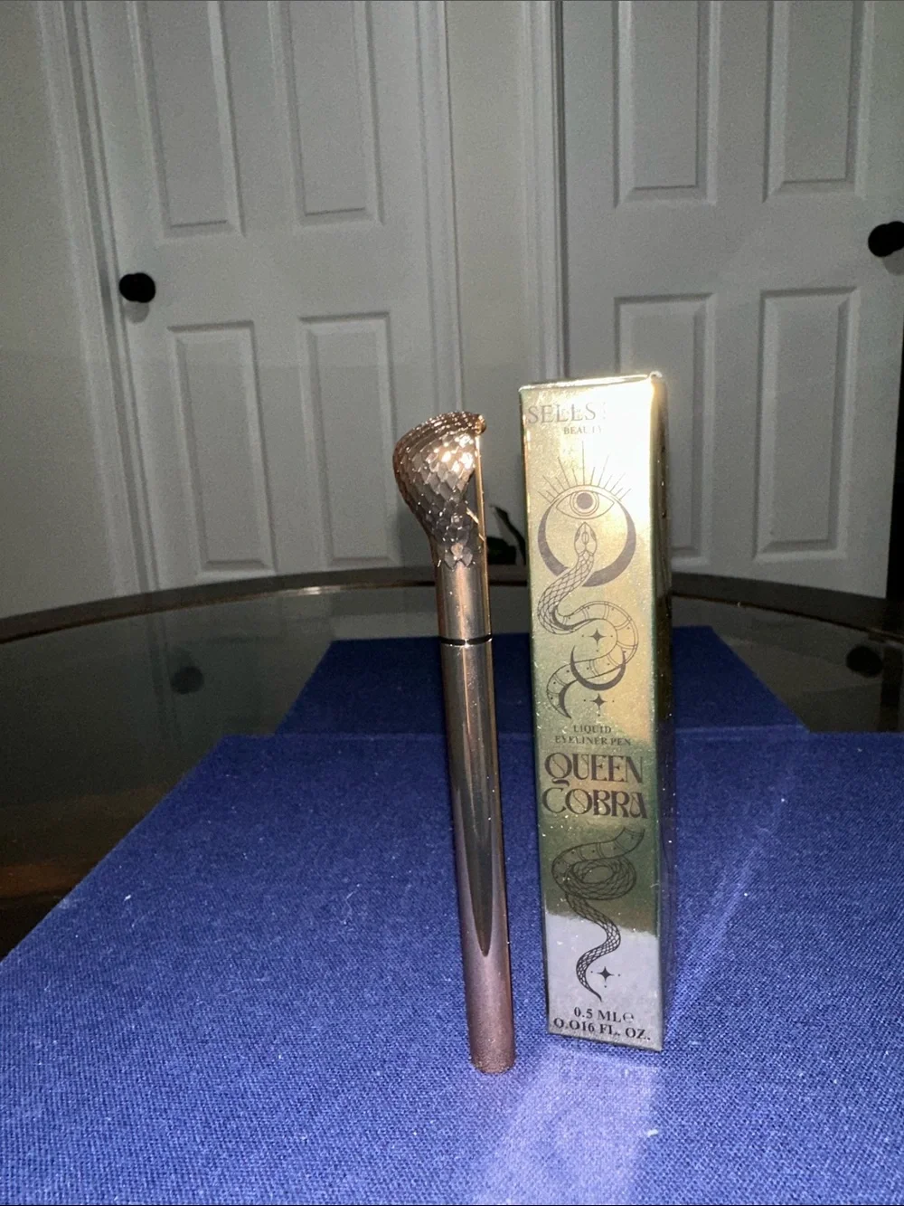 Queen Cobra Liquid Eyeliner Pen - Metallic Bronze